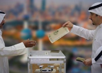 الكويتيون يتوجهون إلى صناديق الاقتراع لانتخاب مجلس الأمة