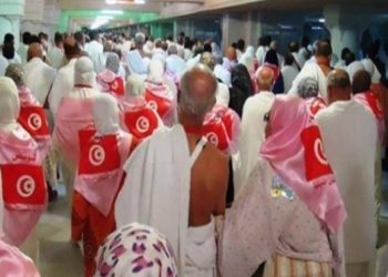 انطلاق أولى رحلات الحجيج التونسيين نحو المدينة المنورة