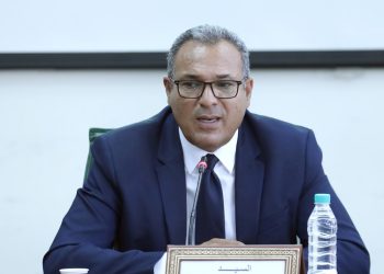 إعفاء 350 مدير مدرسة وحجب أجور 17 ألف معلم