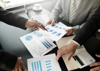 نقطة قوة لمناخ الاعمال في تونس… الموارد البشرية بدأت تفقد مكانتها وتتراجع
