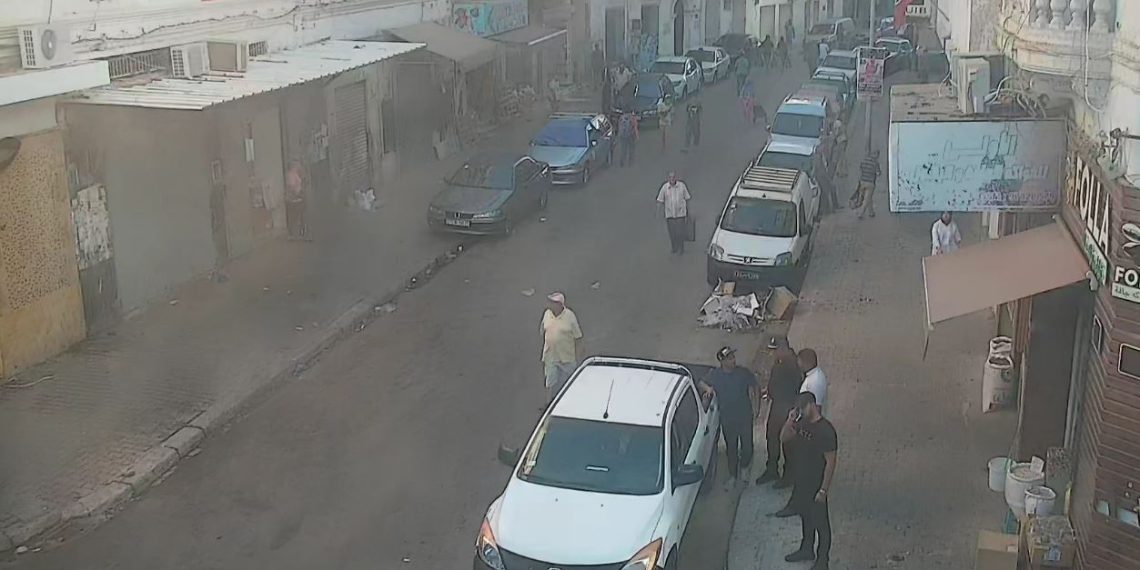 حملات أمنية لمنع “نصابة” شوارع العاصمة… وفضاء جديد للباعة بمنطقة المنصف باي