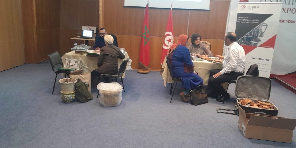 مركز النهوض بالصادرات ينظم زيارة لبعثة تجارية مغربية إلى تونس