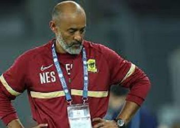 الاتحاد السعودي يعلن إقالة نونو سانتو من تدريب الفريق