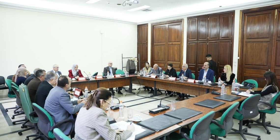اجتماع لدراسة مشروع قانون مكافحة التبغ