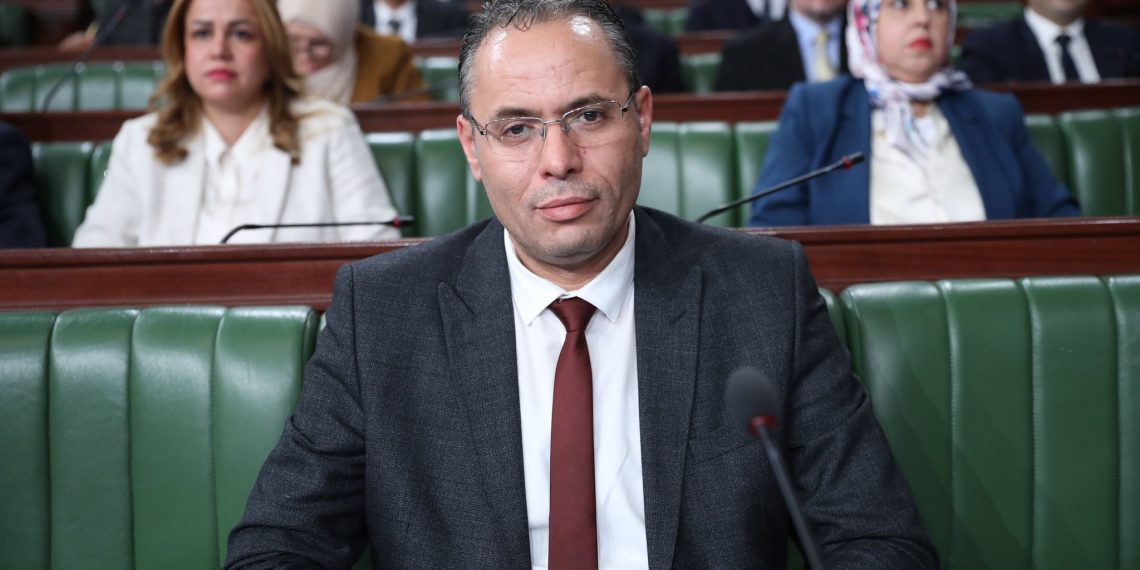 وزارة التشغيل والتكوين المهني تتطلّع الى توفير 132 ألف فرصة عمل خلال سنة 2024
