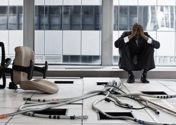 “فايننشال تايمز”: حالات إفلاس الشركات في العالم تتجاوز مستوى 2008