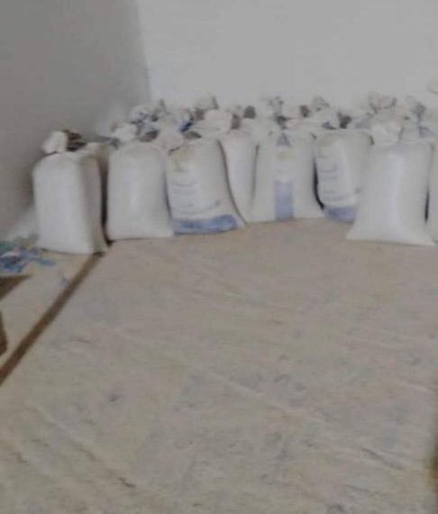 حجز 20 طنا من مادة الشعير العلفي بمنطقة سكرة
