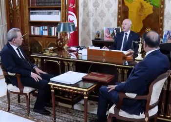 قيس سعيّد: “على السلط الجهوية والمحلية القيام بدورها كاملا”