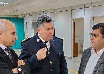 المدير العام للديوانة يؤدي زيارة تفقّد للمصالح الديوانية بمطار تونس قرطاج