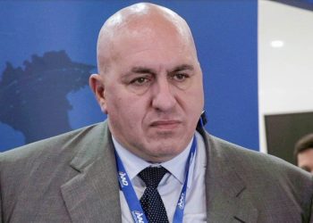 وزير الدفاع الايطالي يؤدى زيارة غدا لتونس
