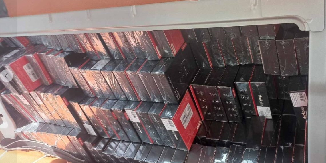 بقيمة 74 ألف دينار: حجز كمية من الأجهزة الإلكترونية المُهربة