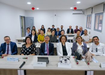لأول مرة في تونس: افتتاح قاعة ذكيّة في المعهد العالي للغات بتونس