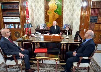 ماذا في لقاء رئيس الجمهورية بوزير الفلاحة؟