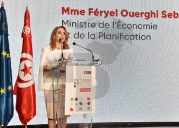 وزيرة الاقتصاد: ” نعمل على حذف كل التراخيص و تبسيط كراسات الشروط ور قمنة الإدارة”