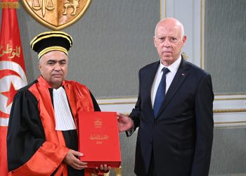 رئيس الدولة يتسلم التقرير السنوي للمحكمة الإدارية