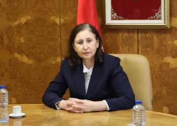الزعفراني تدعو للتسريع في تنفيذ الاقتناءات الجديدة لدعم أسطول النقل