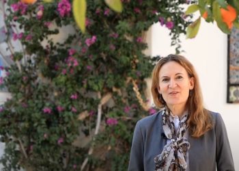 سفيرة فرنسا بتونس: مُهتّمون بمشاريع الطاقة المتجددة في تونس