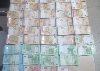 بن قردان: الديوانة تُحبط تهريب أكثر من 620 ألف أورو