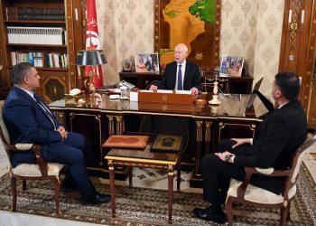 رئيس الجمهورية يستقبل وزير الداخلية وكاتب الدولة المكلف بالأمن الوطني