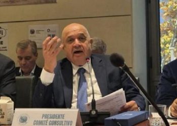 اعادة انتخاب عبد السلام الواد رئيسًا للّجنة الاستشارية للمجلس الدولي للزيتون