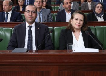 وزارة الصناعة:  المصادقة على إسناد امتيازات لفائدة 142 مؤسسة