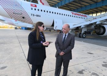 وزير النقل يأذن بالتسريع في وضع تصوّر للتفويت في الطائرات الخارجة عن الخدمة