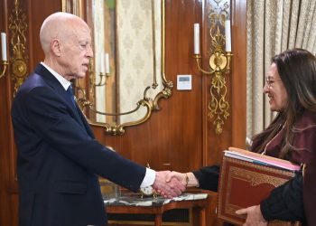 سعيد: المؤسسات المصرفية العمومية والخاصة يجب أن تنخرط في معركة التحرّر الوطني