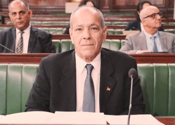 وزير البيئة: 71 شركة تساهم في تلويث وادي مليان والإضرار بشواطئ الضاحية الجنوبية