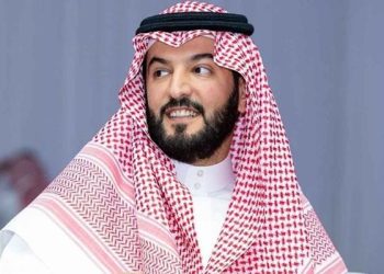 رئيس الهلال السعودي يلوح بالاستقالة