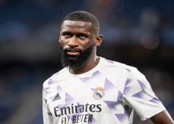 الاتحاد الإسباني يفرض عقوبة قاسية على مدافع ريال مدريد روديغر