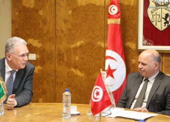 ناشطة في صناعة الطائرات… وفد من شركة “امبراير” البرازيلية يزور تونس