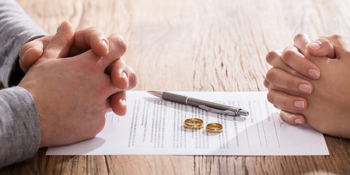 وزارة العدل ترفض مقترح توثيق الطلاق بالتراضي لدى عدول الإشهاد
