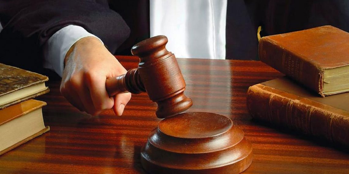 تأجيل محاكمة المحامية سنية الدهماني إلى جلسة 30 جوان الجاري