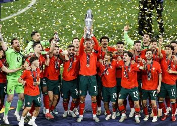 البرتغال ترفع كأس دوري الأمم الأوروبية