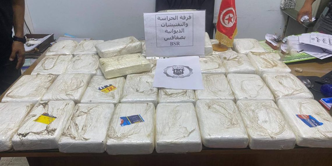 صفاقس: احباط محاولة تهريب أكثر من 43 كلغ من مخدر الكوكايين