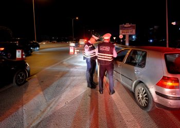 العاصمة: انطلاق العمل بآلات ذكيّة لقياس الكحول لدى السائقين