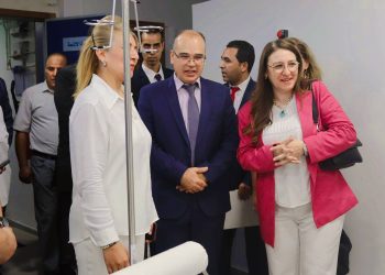 وزيرة المالية تُدشن جهاز ماسح ضوئي بالأشعة المقطعية بالمركز الطبي للديوانة