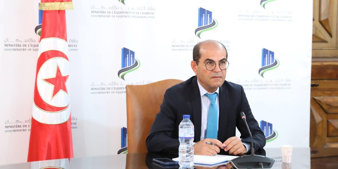 مشاريع الطرقات الجهوية: وزير التجهيز يدعو إلى رفع نسق الأشغال