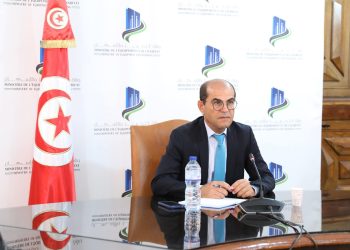 مشاريع الطرقات الجهوية: وزير التجهيز يدعو إلى رفع نسق الأشغال