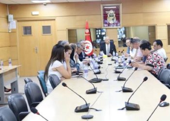 اتحاد الشغل يدعو إلى ضرورة استئناف المفاوضات في القطاع الخاص