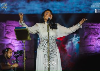 الدورة  59  لمهرجان قرطاج الدولي: اختتام بـ”طابع ملكي” يليق بعراقة المسرح الأثري  )صور(