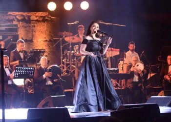 مي فاروق تتألق على ركح مهرجان قرطاج