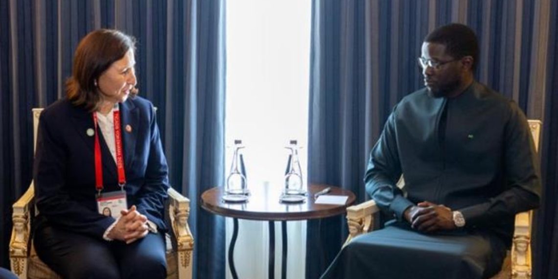 رئيسة الحكومة تؤكد خلال لقائها نظيرها السنغالي ضرورة التركيز على المشاريع ذات الأولوية