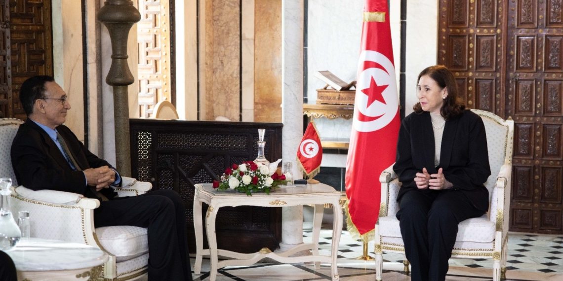 وزير الاقتصاد والتجارة الليبي: توحيد الجهود يعزّز التعاون والمبادلات الاقتصادية بين تونس وليبيا
