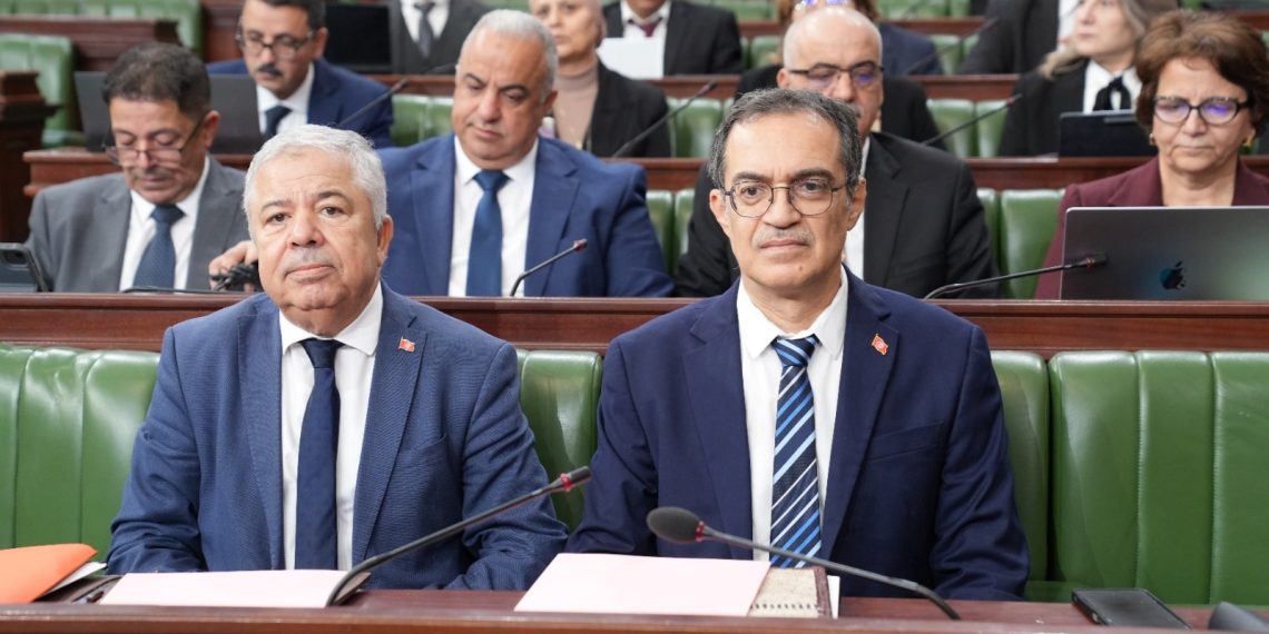 تعصير المسالك الفلاحية والأراضي الدولية في صدارة نقاش النواب حول ميزانية الفلاحة 2026