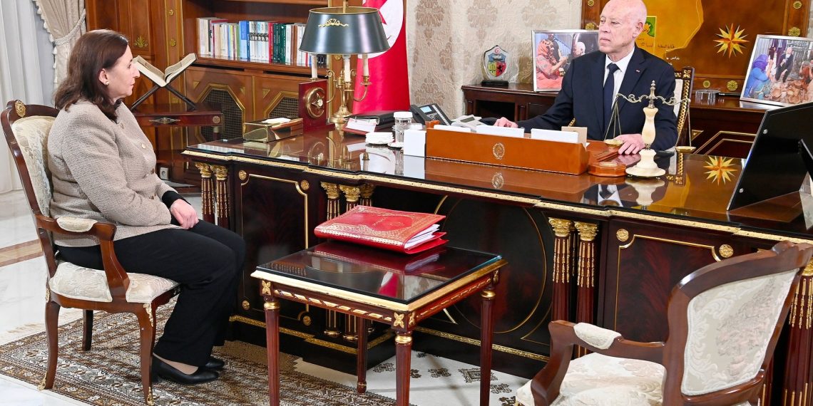 رئيس الجمهورية: “محكمة التاريخ أصدرت قرارها النّهائي…و السلطة ليست أرائك”