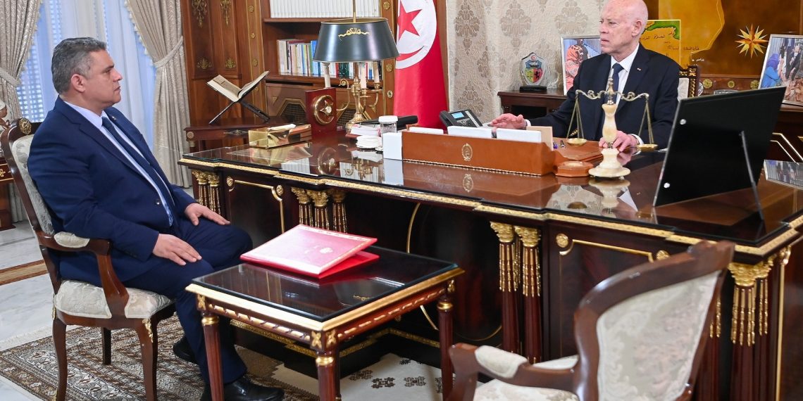 رئيس الجمهورية يأمر بتطبيق القانون على المتهاونين في رفع الفضلات
