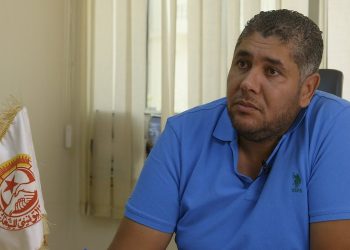 اقبال العزابي: “مدارس دون معلّمين…وإصلاحات وزارة التربية لا تتعدى التسويق الإعلامي”