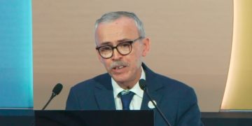 وزير الشؤون الاجتماعية :”الزيادة في الأجور ليست حكرا على المفاوضات.. والدولة تمارس دورها الاجتماعي “
