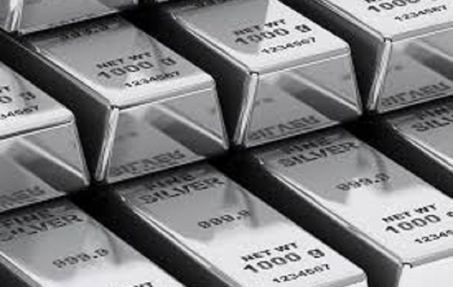 سعر الفضة يرتفع إلى مستوى قياسي جديد